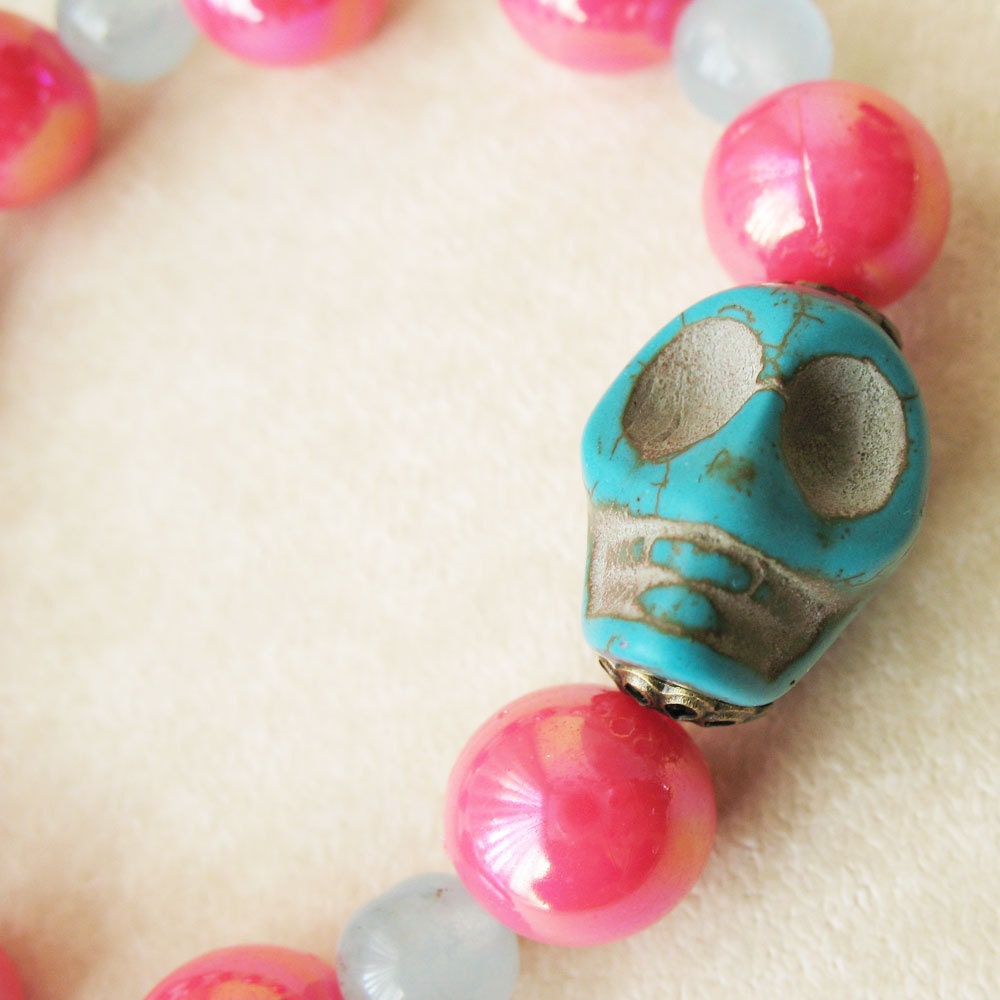 Pink and Blue Stretch Bead Skull Bracelet - Day Of The Dead
