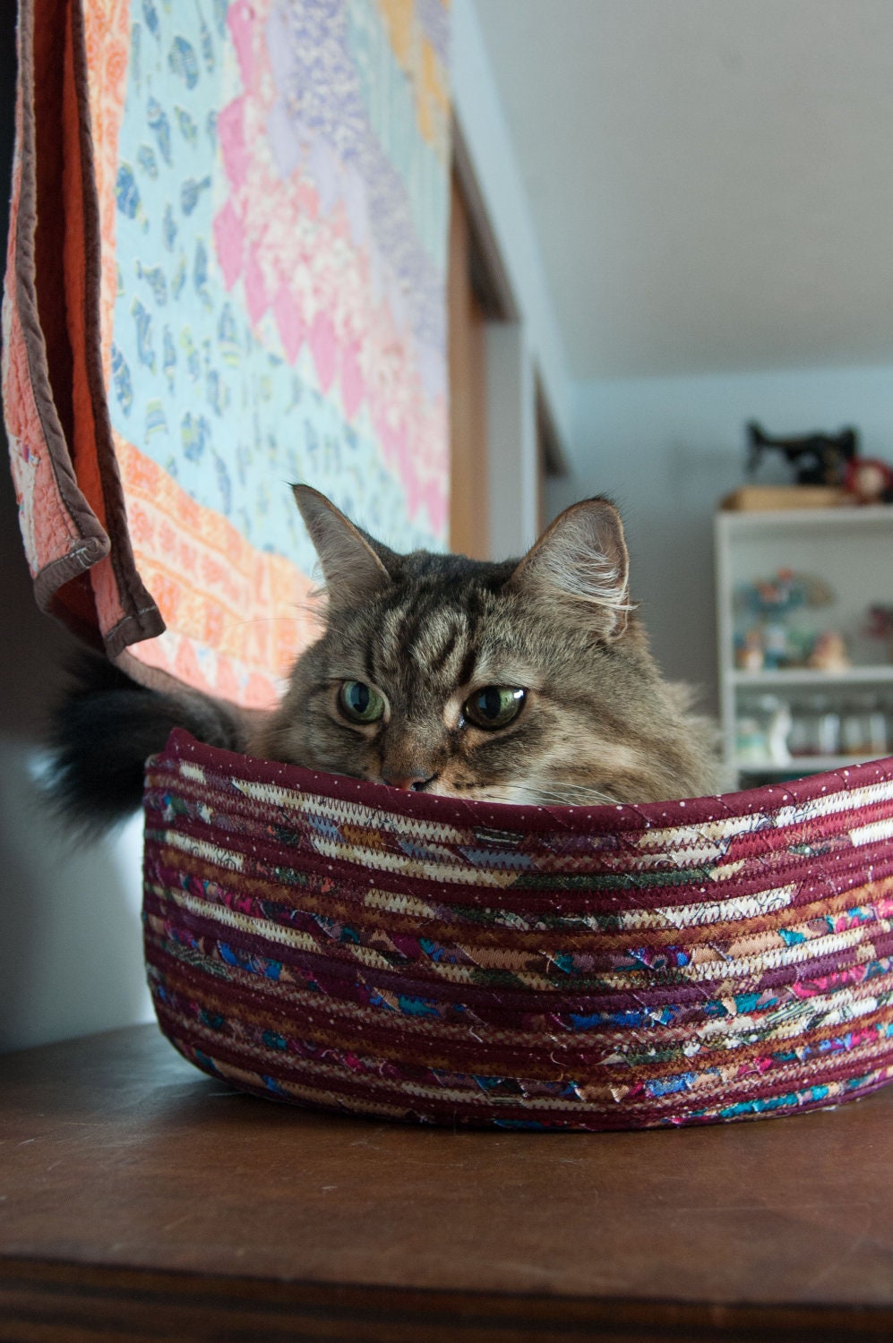 Cuddly Cat Snuggle Bed - Burgundy 2
