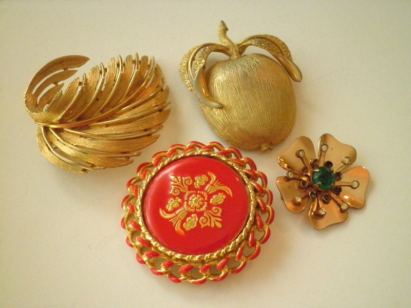 Vintage Lot of 4 Metal Brooches, Circa 1970s and 80s  - An Instant Brooch Collection