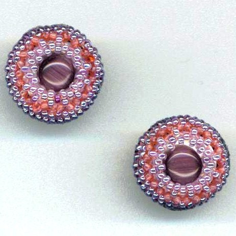 Beadwoven earrings. Beaded Cat's Eye Earrings. Post Earrings. Lilac Purple Earrings. Post earrings- Glorious Lilac by enchantedbeads on Etsy