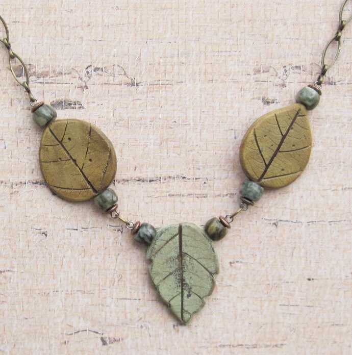 Three Leaves Polymer Pendant Necklace