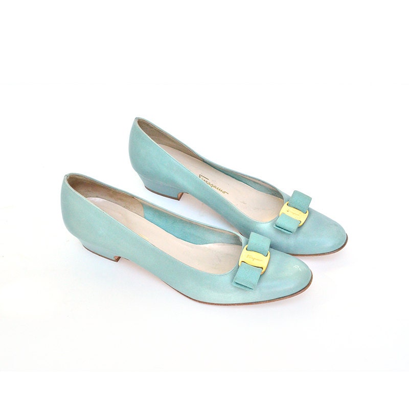 size 10 vintage Salvatore FERRAGMO Vara BOW low heel pump flat shoes