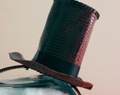 Mini Purple Lizard Top Hat Fascinator