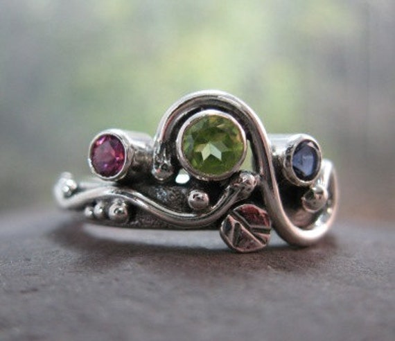 unique mother's ring. sterling silver with natural peridot, pink ...