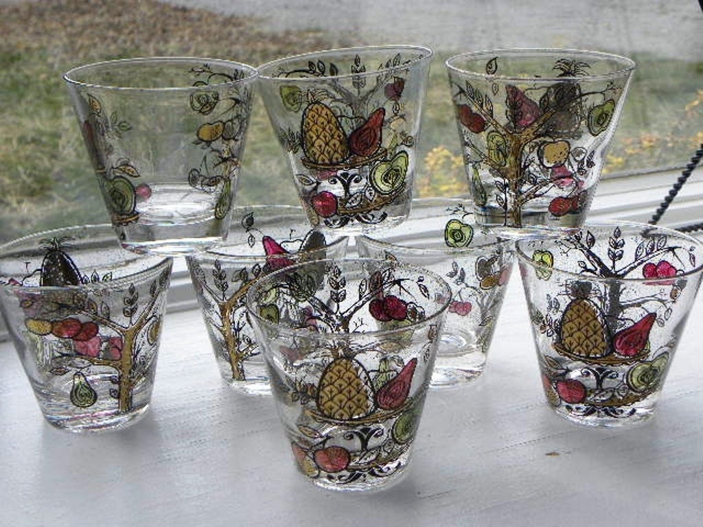 Set of 8 Vintage Mid Century Barware Drinking Glasses Fruit Tree Gold Spatter
