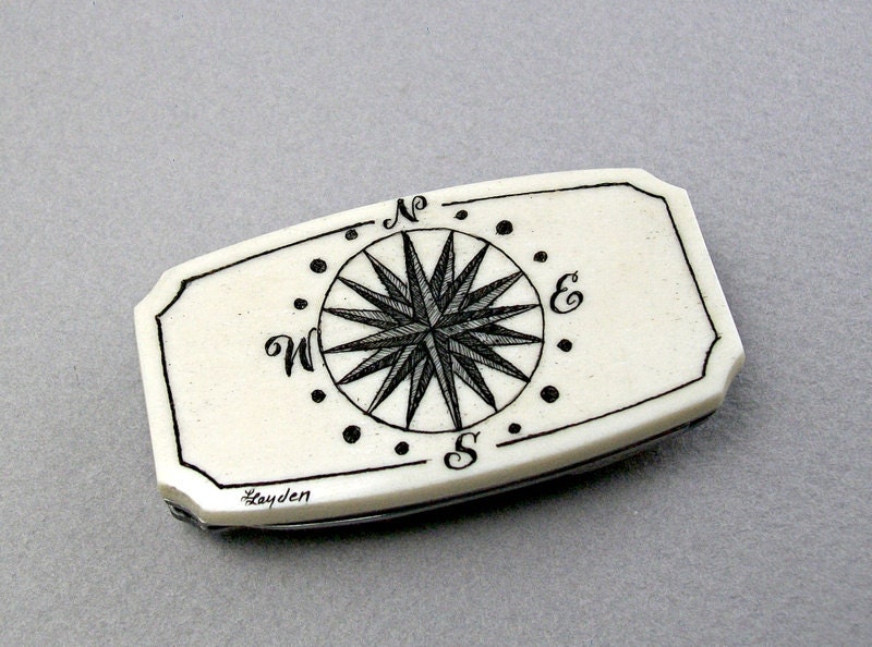 Money Clip Knife with Scrimshaw Compass Rose Motif