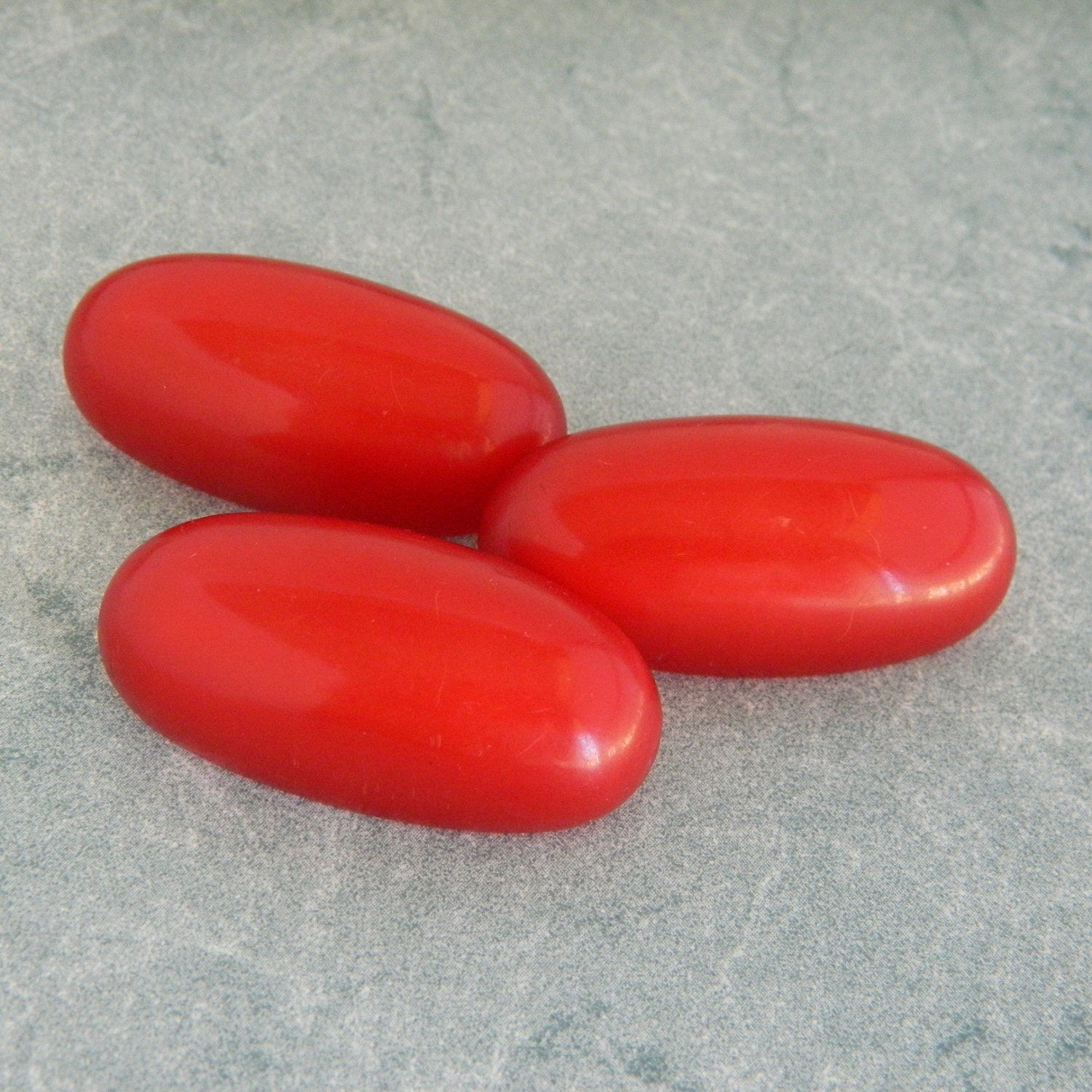 Set of Three Vintage 1930's or 40's Large Red Oval Coat Buttons -VRP3