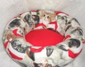 Santy Claws  - Cat  Bed (red)