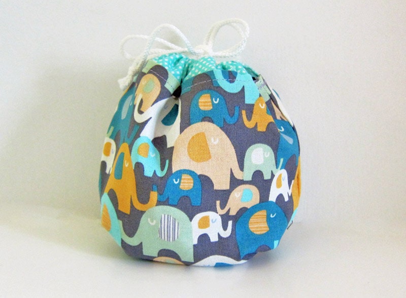 Round drawstring bag -- Elephant