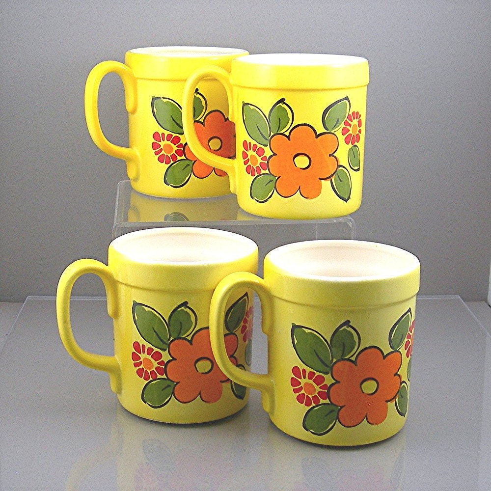 Vintage Yellow Mugs Cups Set of 4 Made in Japan Circa 1960s Large 12 oz Capacity Mod Orange Flowers Ceramic Blue Japan Sticker
