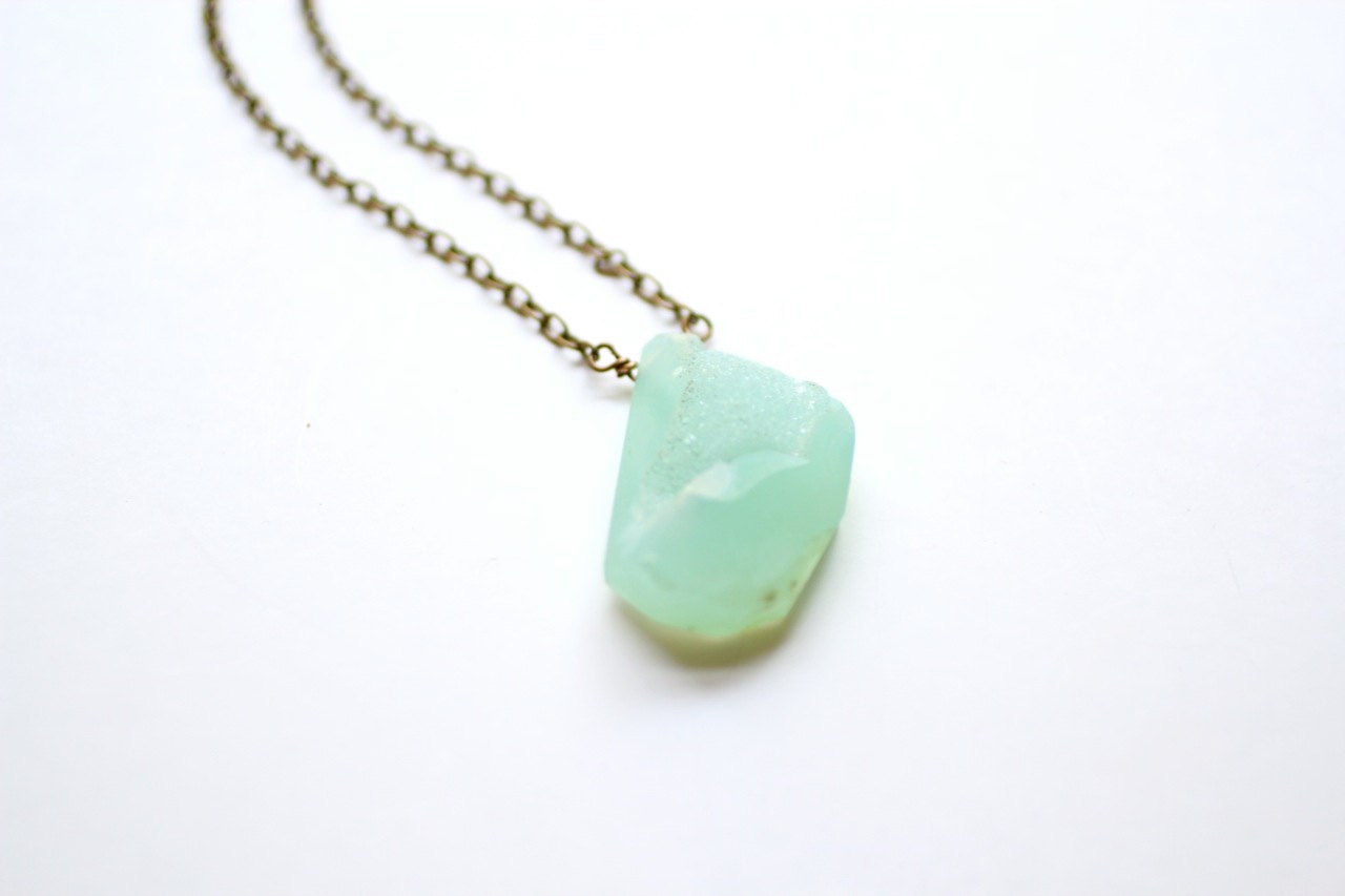 Minimalist MInt Druzy Stone Necklace - Antiqued Brass Chain