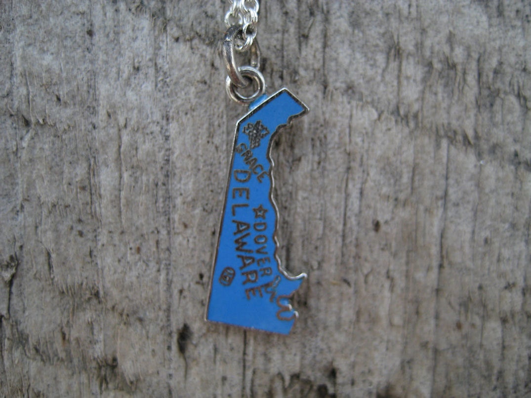 Vintage Delaware State Travel Charm for Bracelet Pendant Necklace Sterling Silver Blue