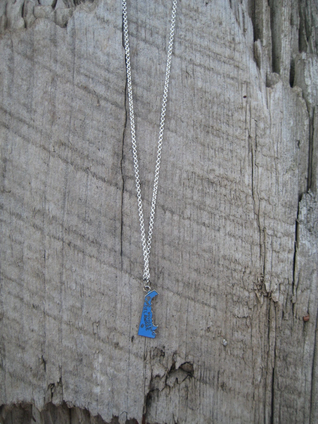 Vintage Delaware State Travel Charm for Bracelet Pendant Necklace Sterling Silver Blue