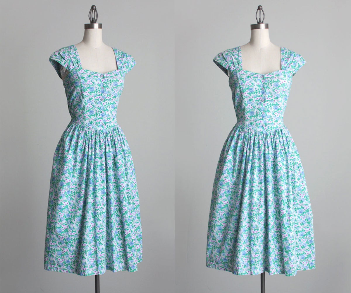 Floral Sun Dress 1980s Vintage Floral Print Full Skirt Sun Dress