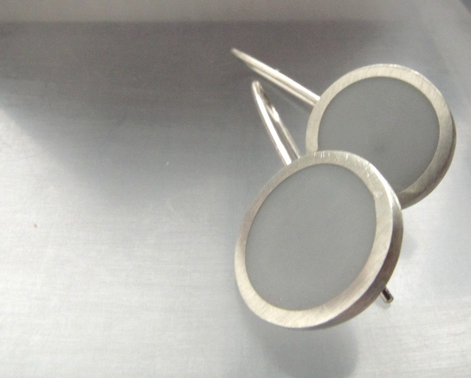 Titanium Grey Drop Earrings - Round Silver & Resin Earrings - Pop - UK jewellery - QuercusSilver