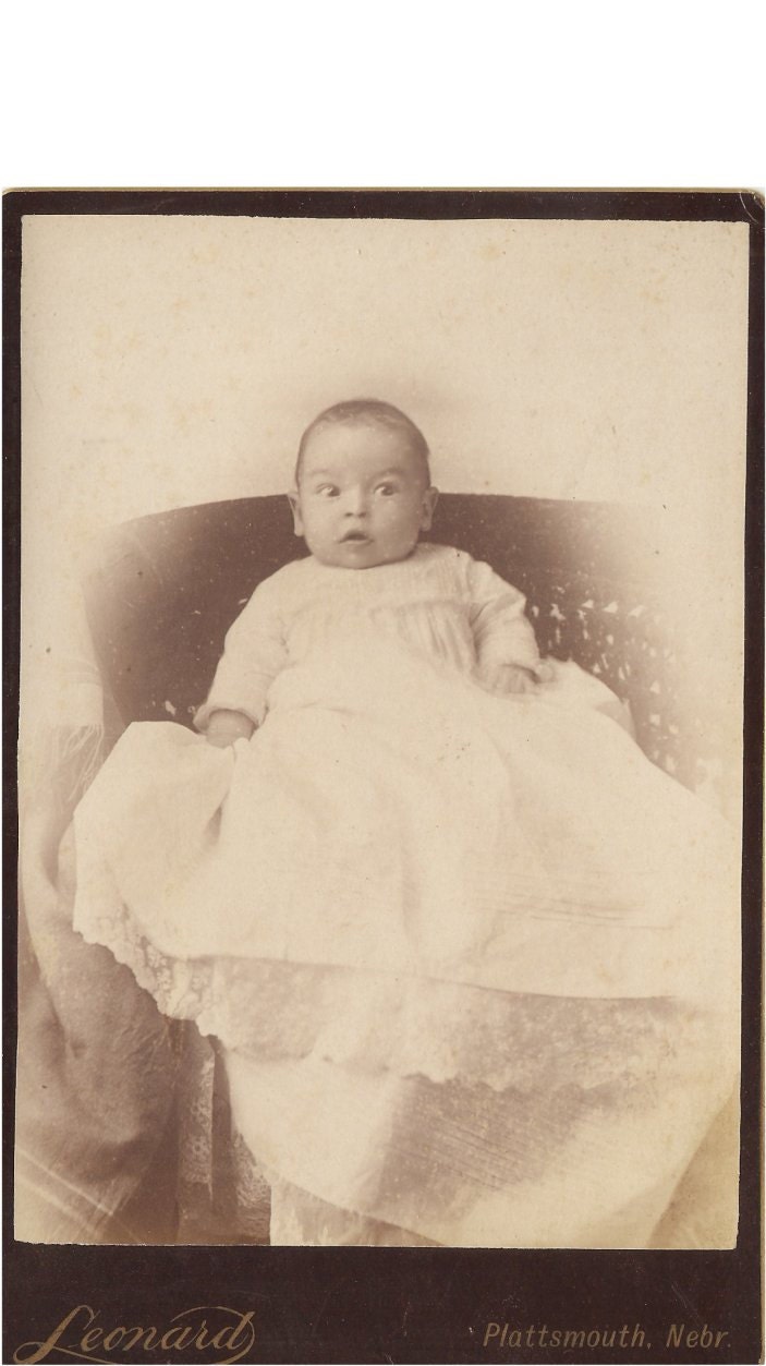 Fun ANTIQUE CABINET PHOTO a Precious Little startled Babe with a wide eyed gaze - so cute - cab card