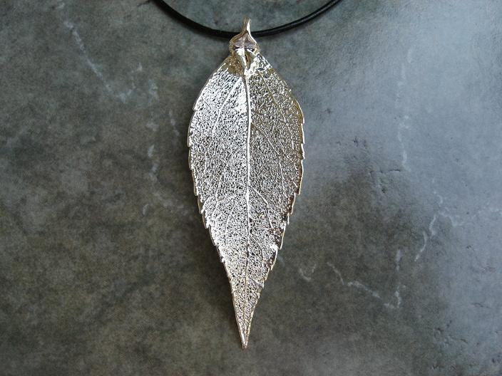 Real Leaf Pendant Necklace - Evergreen - Sterling Silver
