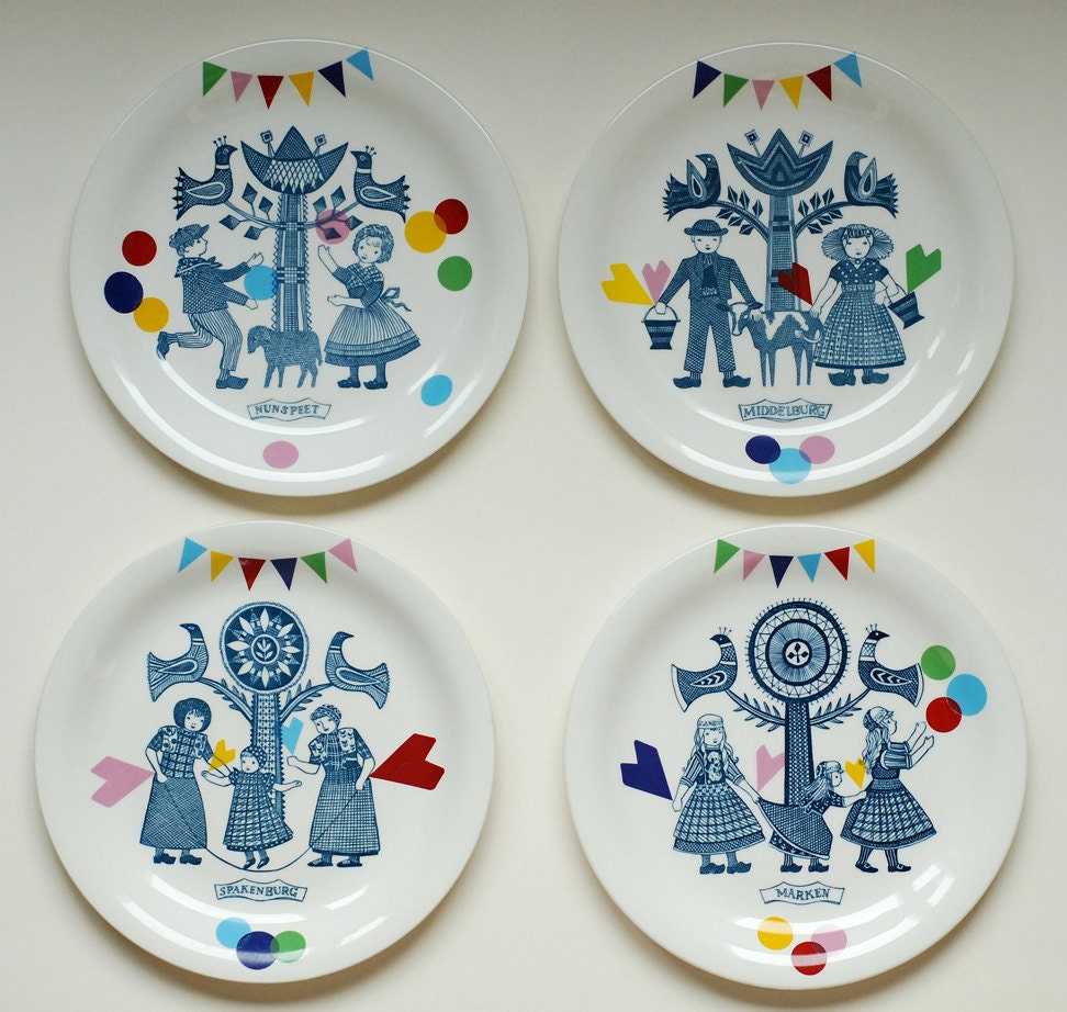 Set of 4 folklore and fun plates made to order