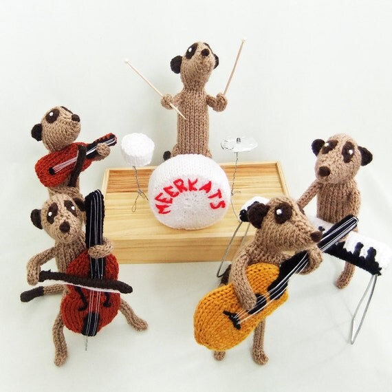 Meerkat cellist, musican meercat, animal playing cello, orchestra, band, knitted celloist