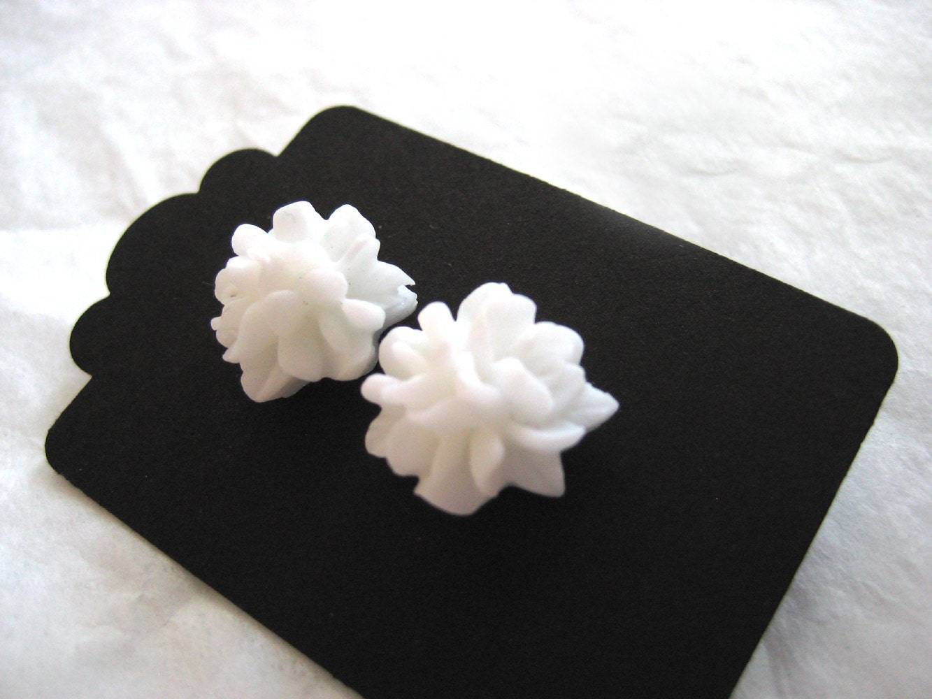 White Flower Stud Earrings - 15mm Cabochon