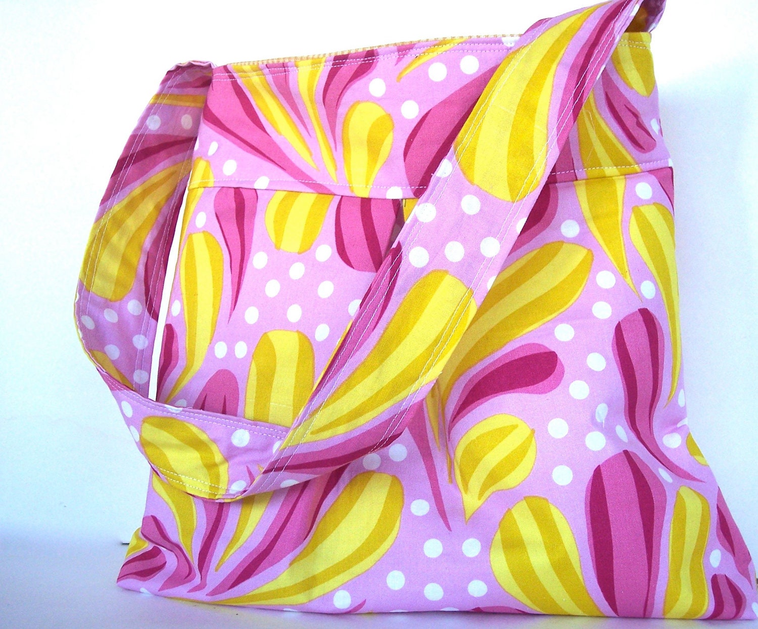 Diaper Bag - Hobo Bag - Medium - 3 pockets w/ Key Fob - Fans in Pink by Anna Maria Horner