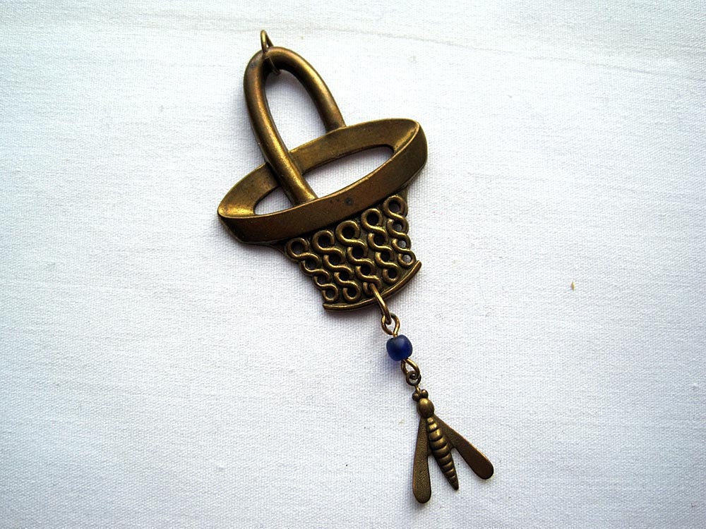 Vintage Pendant - Brass Basket