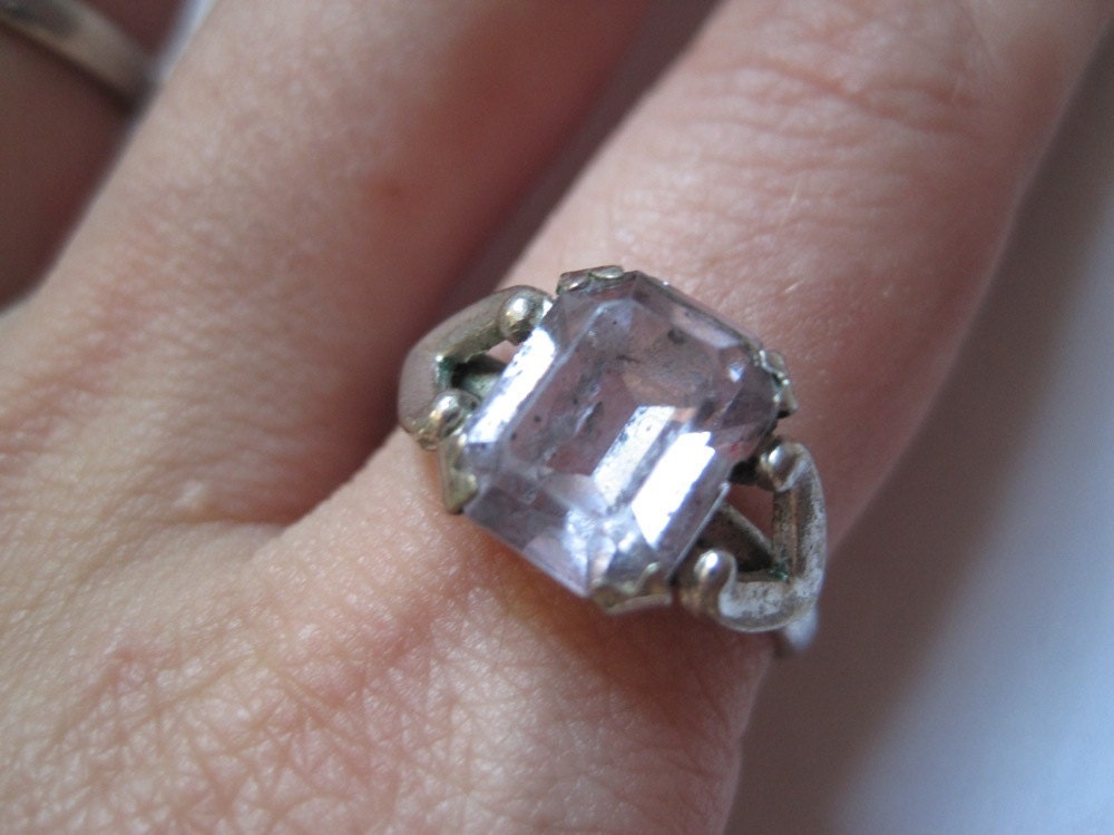 Vintage Ring - Uncas - Lavender