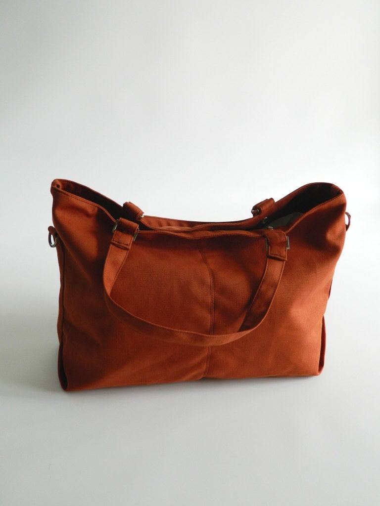 SALE - 10% OFF - Mia in Pumpkin // shoulder bag / messenger bag / diaper bag / School bag / laptop / tote / women / For Her
