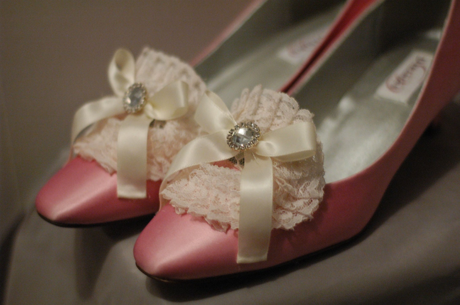 Marie Antoinette Ivory and Pink Lace Pumps