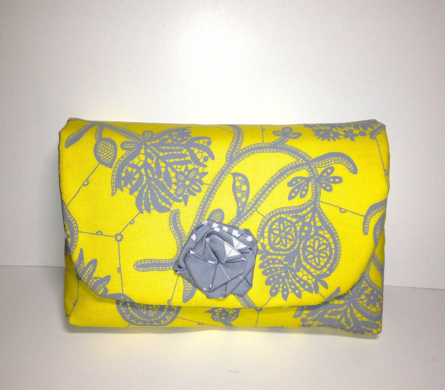 Clutch for Diapers and Wipes in Yellow and Grey