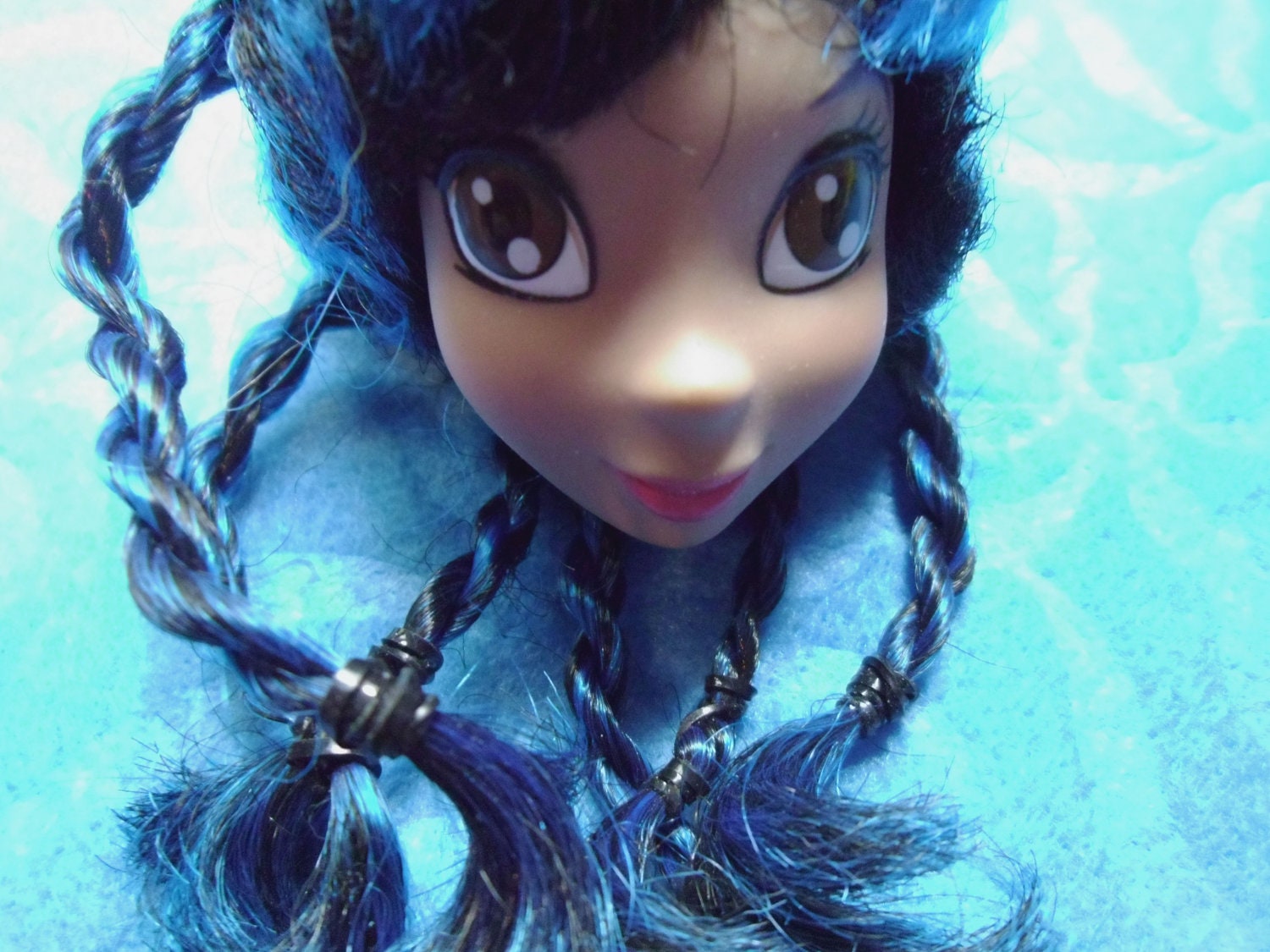 Creepy Cute Doll Head Keychain