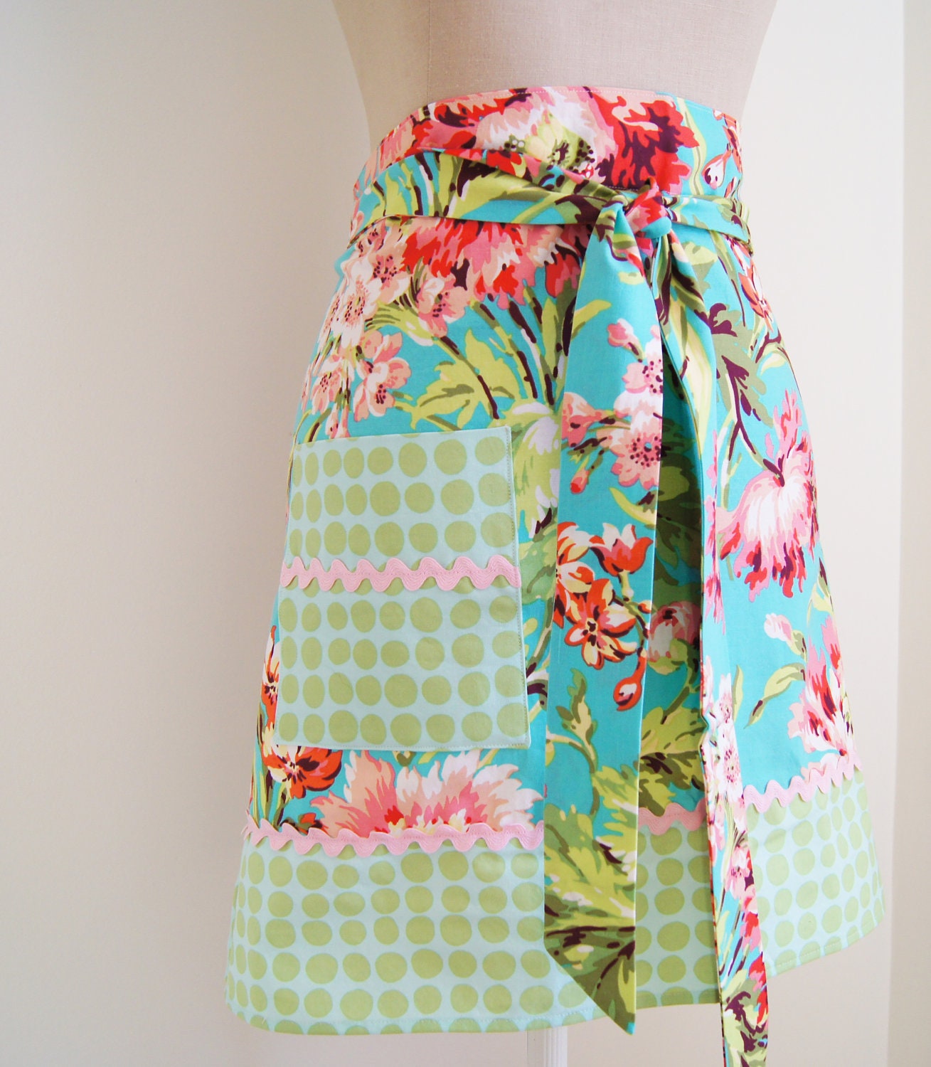 Half Apron - Bliss Bouquet Apron Wrap