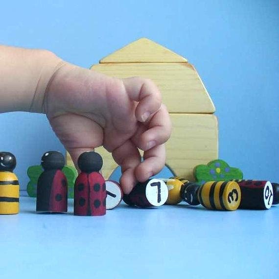 Wooden Toy, Counting Bees and Bugs - Educational Toys  / Montessori Toy