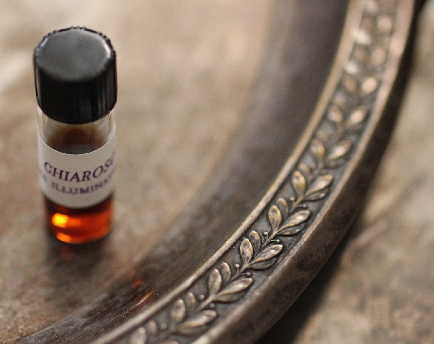 Chiaroscuro is a liquid, organic natural perfume - 1 gram vial - She is the light of the luminous moon and the darkness of the night - IlluminatedPerfume
