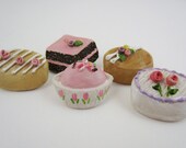 vintage buttons - Sugar Attachment