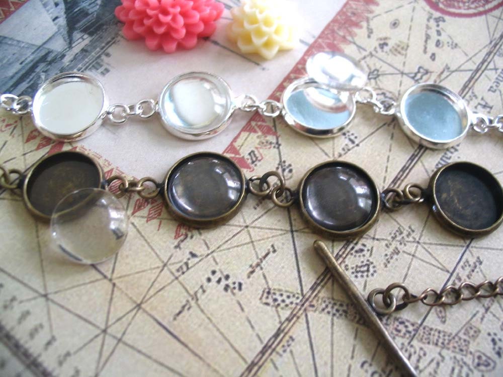 1pc Circle Bezel Bracelet Kit...12mm Bezel Setting with Glass Inserts... Mix and Match...Antique Brass and Silver