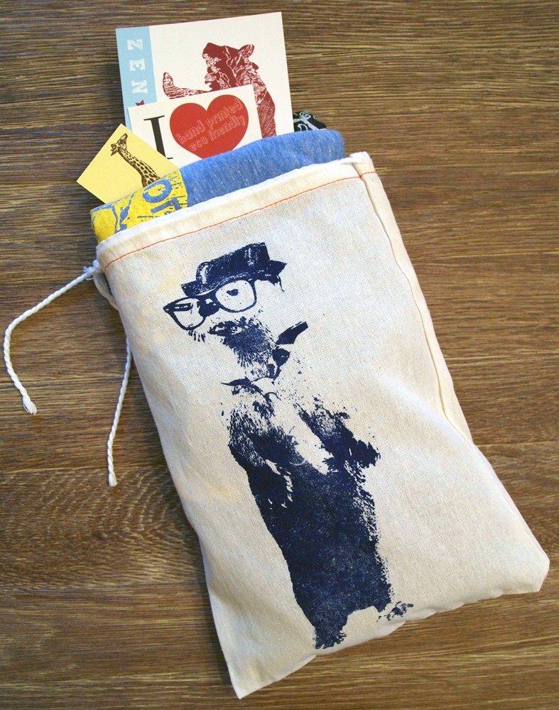 GIFT BAG / 8x11" OTTER (in a Fedora) - Hand Printed Drawstring Reusable Cotton Bag
