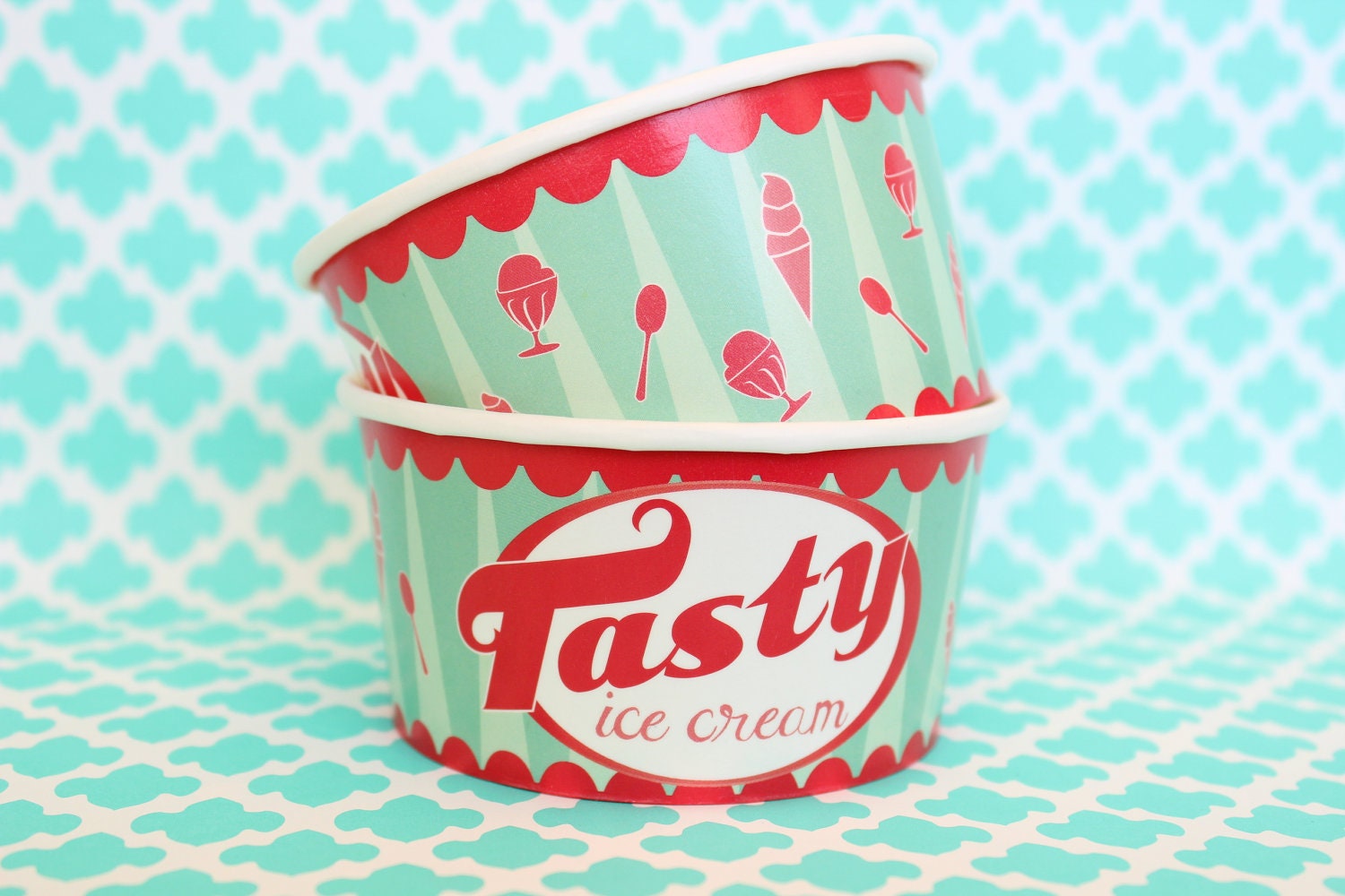 Vintage Style Ice Cream Cups -10 Cups - NEW Il_570xn