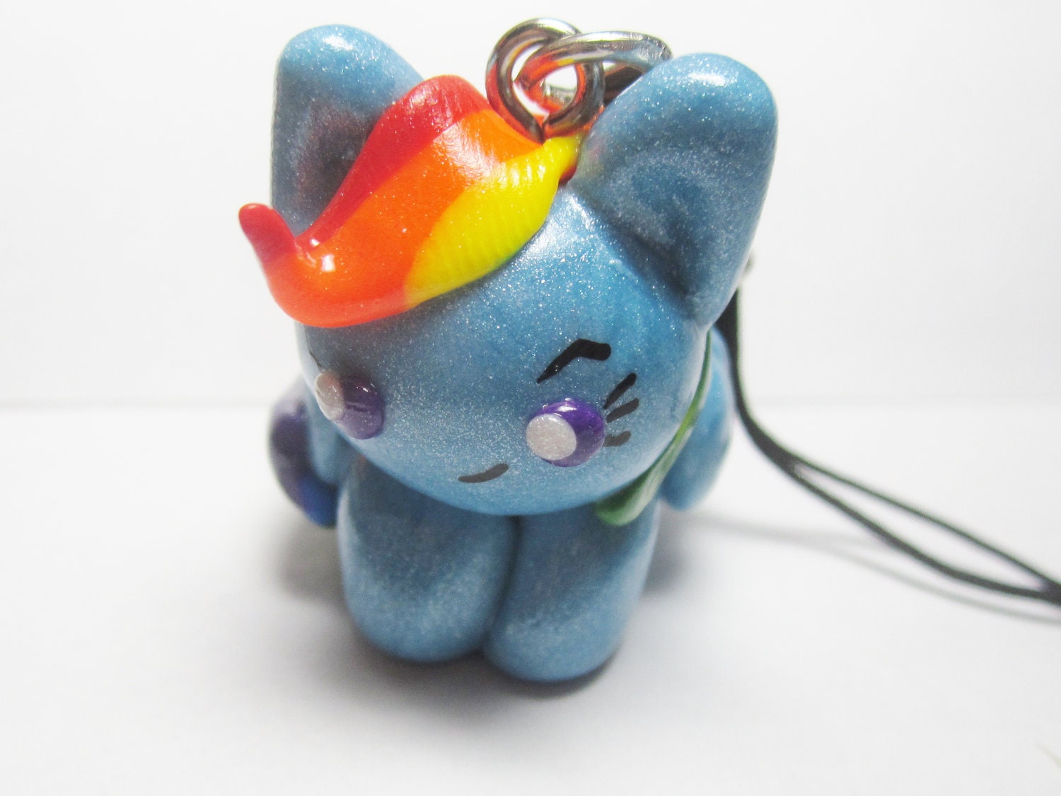 My Little Pony: Friendship is Magic Rainbow Dash Charm with Free Attachment