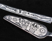 Day of the Dead Sugar Skull Wedding Cake Server and Knife, Wedding Table Settings, Personalized Decor