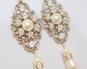 Bridal earrings, wedding earrings, wedding jewelry, vintage style earrings, antique silver, Swarovski crystals and pearls