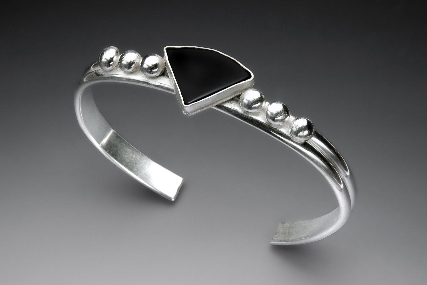 Idealistic - sterling silver and onyx granulated cuff, handcrafted artisan jewelry by jewelrybyfrancine on etsy