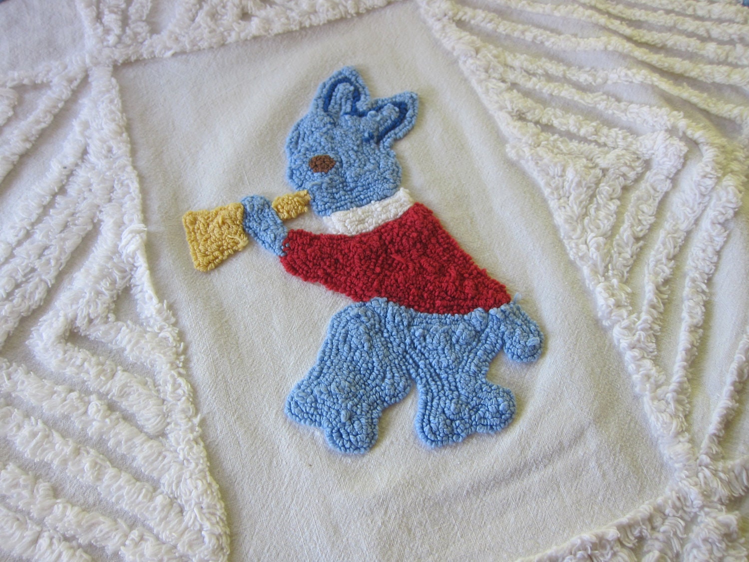 Baby chenille spread Bunny Band 40s 50s
