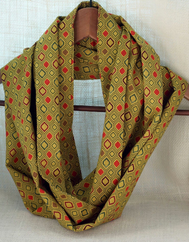 Infinity Scarf - Circle Scarf - Cowl - The Endless Scarf