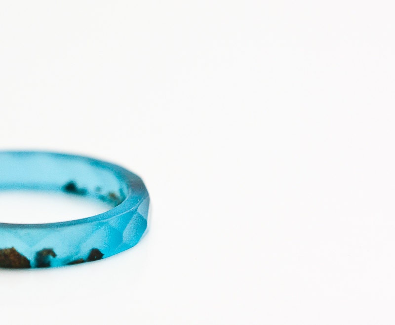Blue Petrol Resin Stacking Ring Dark Gold Flakes Thin Faceted Ring OOAK boho minimalist jewelry sky blue rusteam