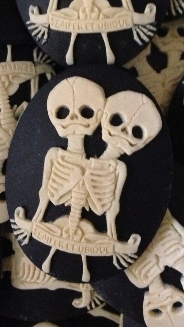 50% off Conjoined Twins Cameos 40x30mm, set of 20 IMPERFECTIONS