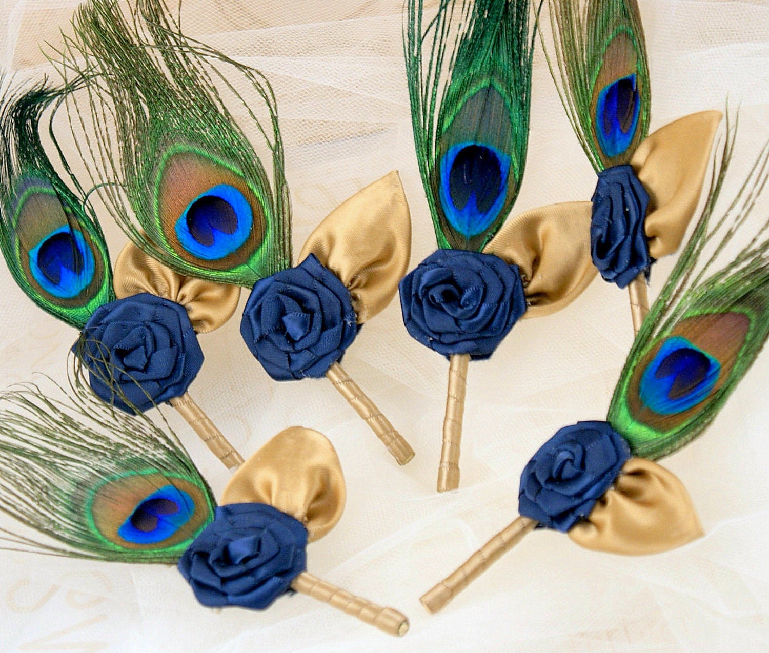 Groomsmen Boutonnieres Peacock Boutonnieres- Set of 6