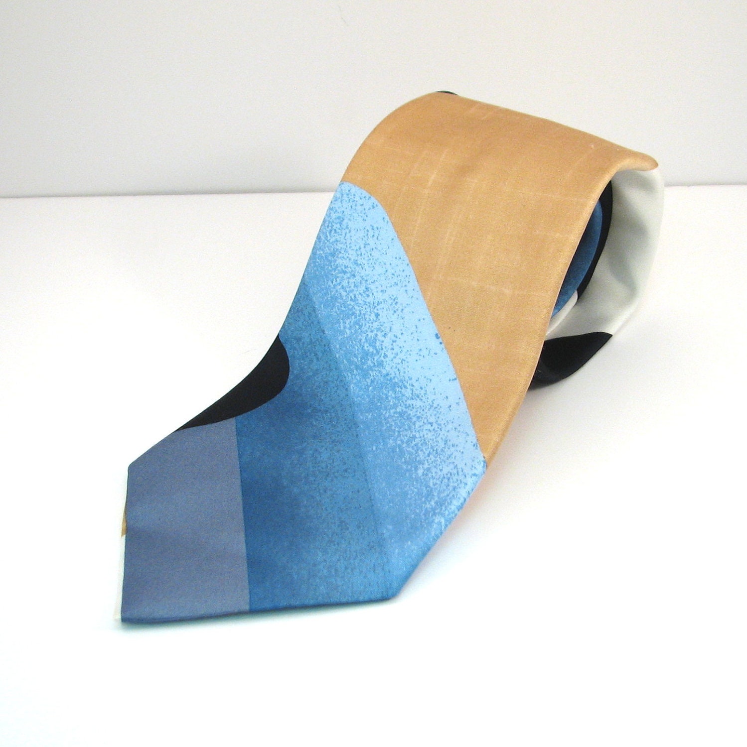 Vintage 1970s Abstract Wide Silk Tie
