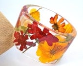 Ready to Ship:  Zinnia and Cosmos Botanical Resin Bangle.  Chunky Bangle with Pressed Flowers.  Real Flowers -Yellow and Red