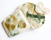 Floral Fabric Cupcake Brooch with Heart in Golden Yellow, Green & Cream - Mother's Day Gift / Gift for Her / Floral Summer Accessory